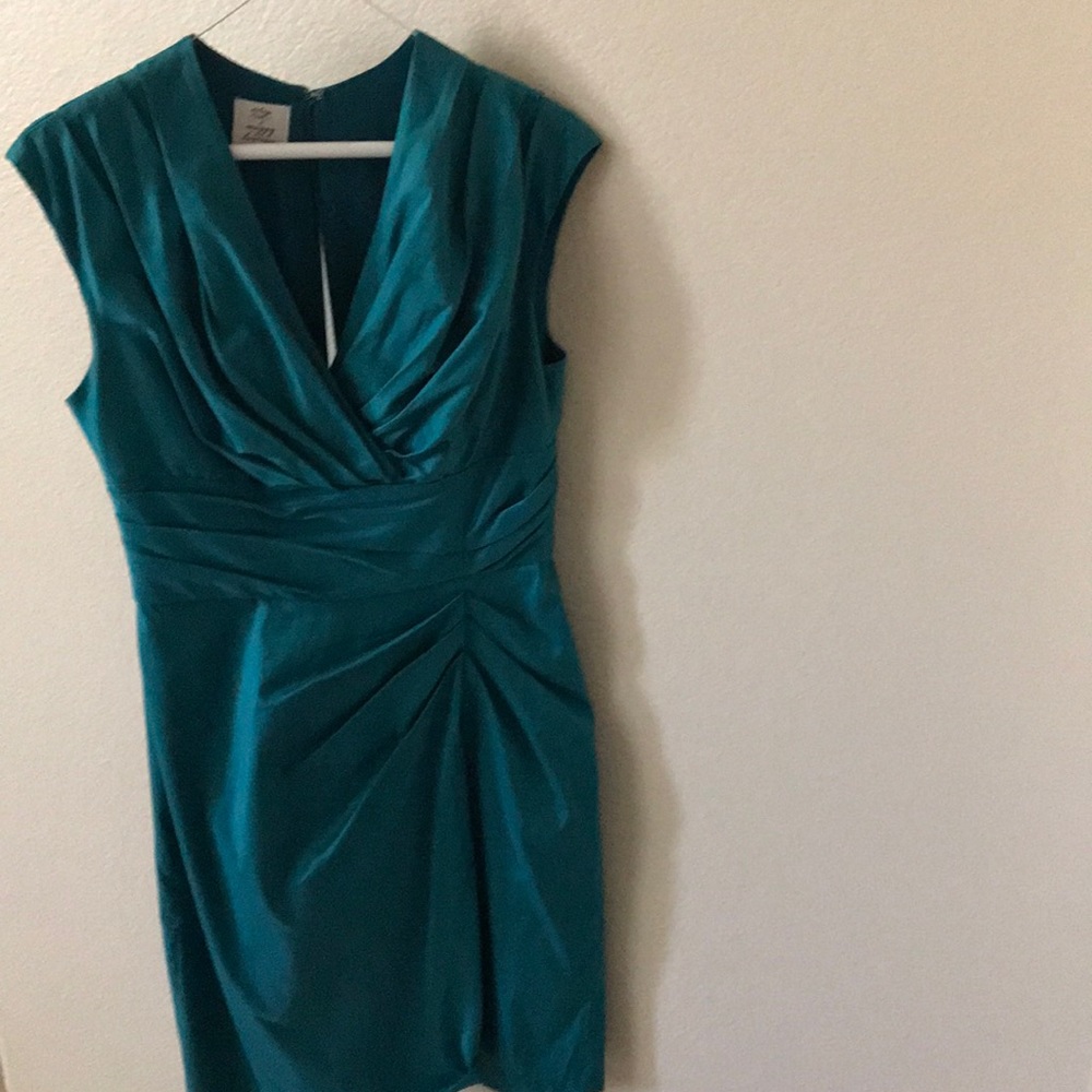 Teal Suzi Chin for Maggy.